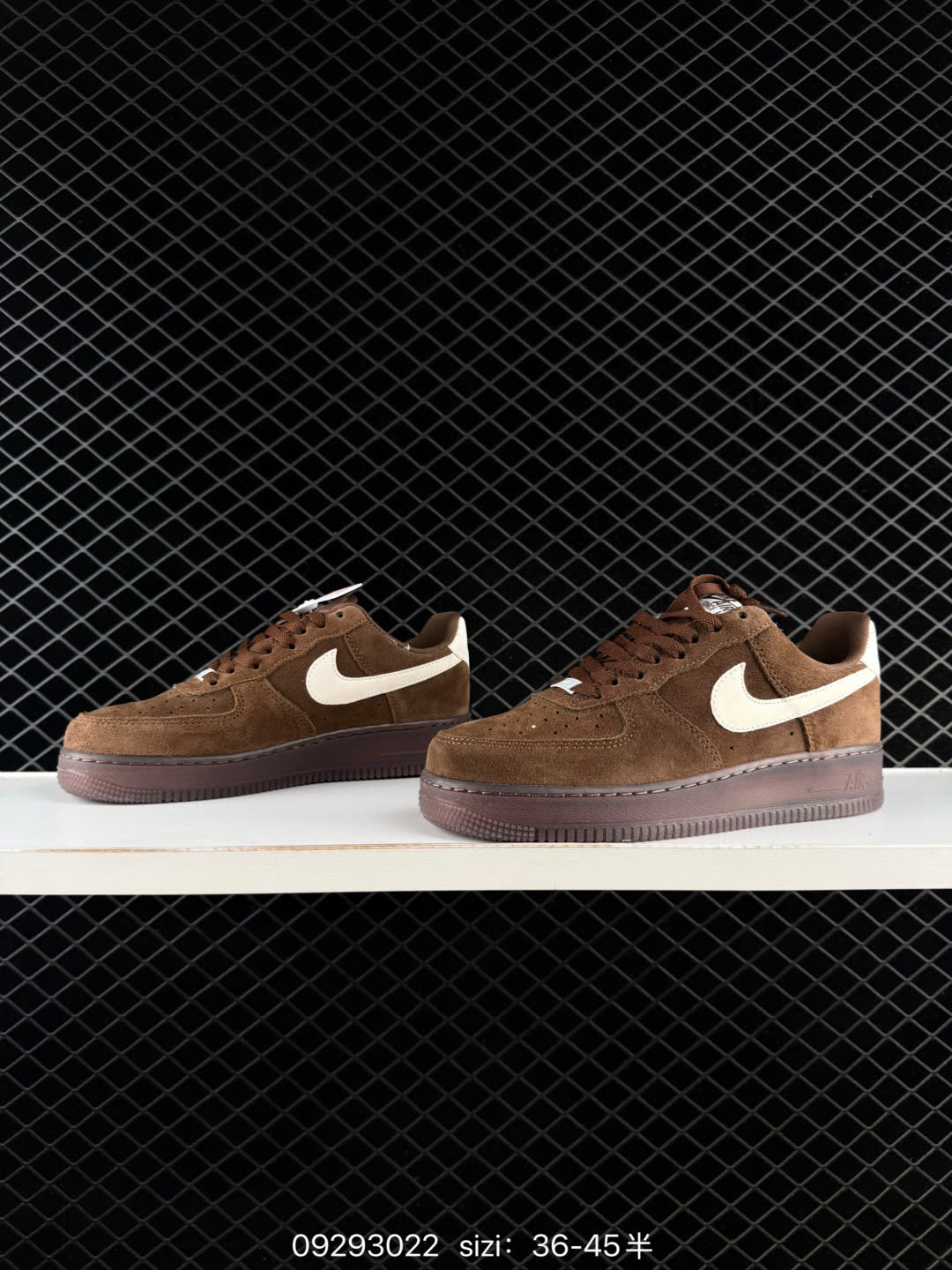 Nike Air Force 1-IQ0136